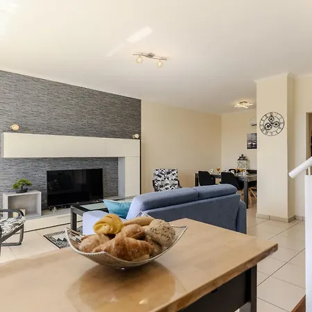 Apartamento #418 Cozy & Bright Spacious Retreat